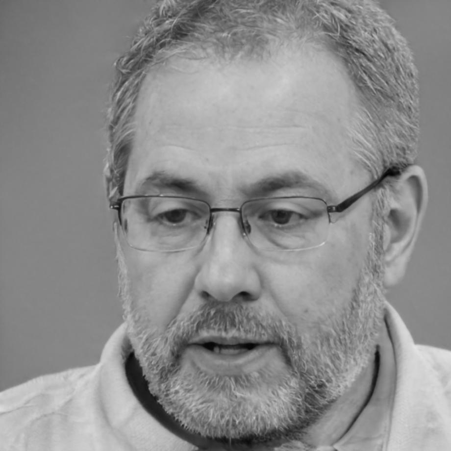 Portrait de Grégoire Fontaine, analyste financier senior